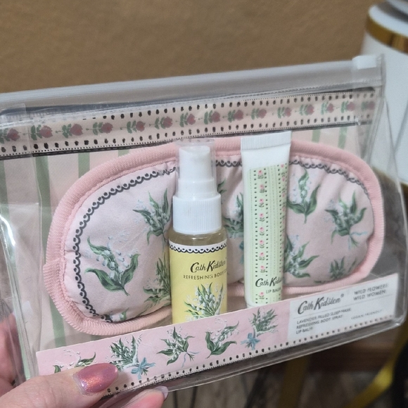 Cath Kidston Other - Vegan Friendly Cath Kidston Lavender Sleep Mask Set